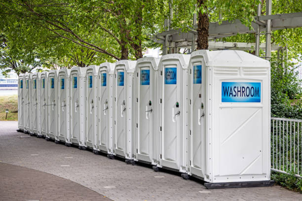 Best Portable restroom trailer rental  in Snow Hill, NC
